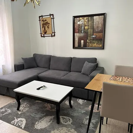 Daire Cozy Flat In The Center